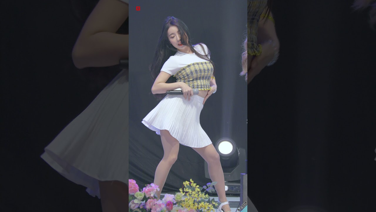 [4K] 190420 헤이걸스(HEYGIRLS) '팔로우해봐(Follow Me)' '시연(SIYEON)' 세로CAM @ 익산 아하!데이 가족콘서트