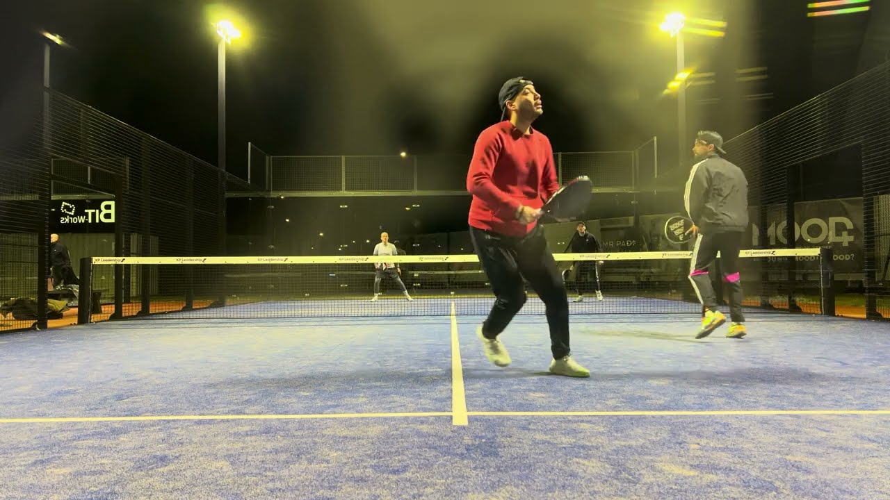 Winter Padel 🥶 2℃ - Oefenpotje Ralf/Mish vs Jeff/Mark 