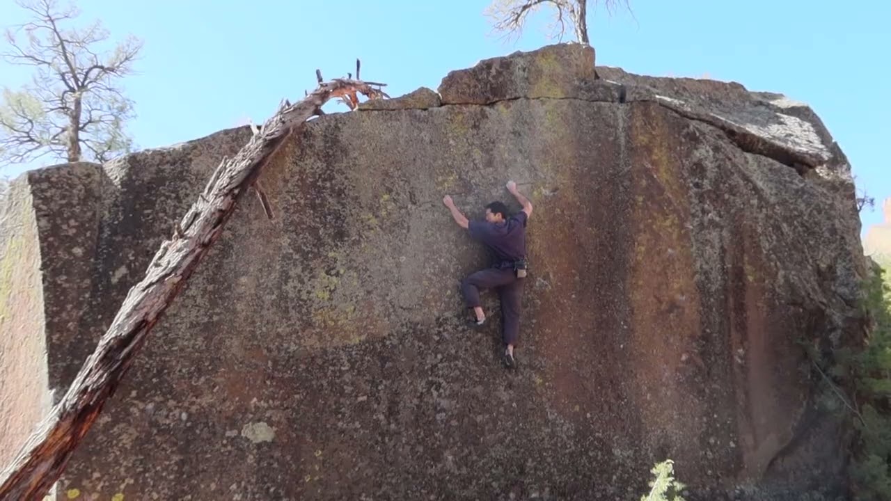Mingo's Slab (V7) | Ponderosa Bouldering 