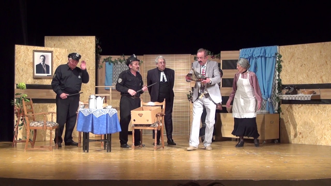 Jezinky bezinky aneb Utrejch a staromódní krajky   Bystré 2016