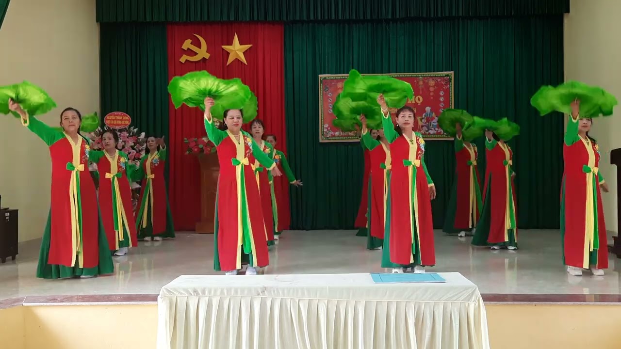 Clb Phú mãn  mừng thọ các cụ mùng 4 tết 20w6