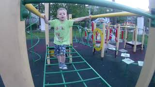 полоса препятствий на детской площадке центральный парк Ликино-Дулево screenshot 4