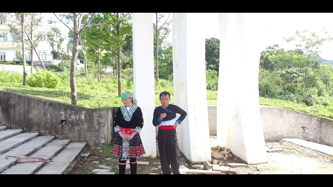 nkauj mhoob thiab nraug mhoob sib lwv kwv txhiaj nyob nroog xeev lai châu