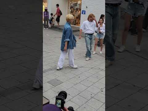 Kpop&amp;<strong>amp</strong>;JHKTV]Be our in hongdae Kick <strong>It</strong>-NCT 127 비아워 영웅#shorts