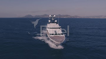Parallax Effect test 5 Superyacht