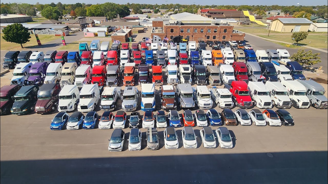 2024 HDT Rally Photo Lineup Exit