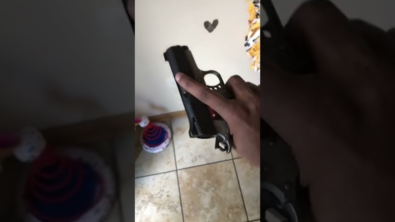 Kimber Ultra Carry ll 2.0 Built In Red Beam