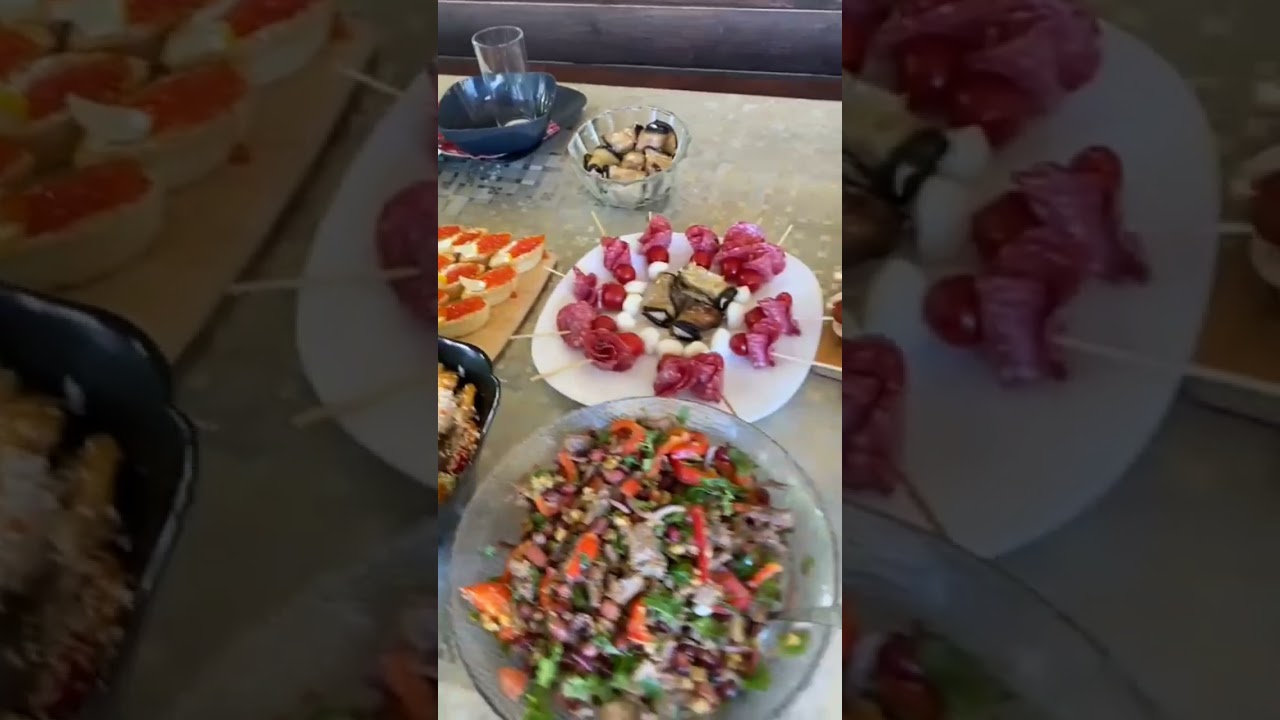 Вкусный стол ??? / Обратную связь в комментариях пишите       #кроликструбкой #food #кулинария #еда