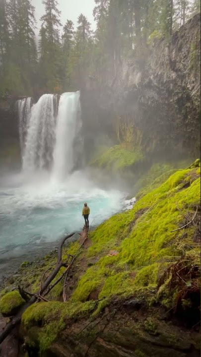 LAGI LIBURAN DI CURUG TERINDAH DI DUNIA | HALU STORY #shorts  #storyhalu #storyig #storywa