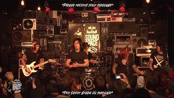 Falling In Reverse - Pick Up The Phone (Live Sub English-Español) HD