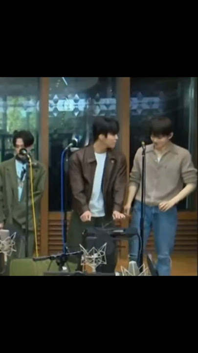 Jeongkyu in their own world 😌 #jeongwoo #junkyu #treasure #kpop #shorts #xyzbca #fypage #fyp