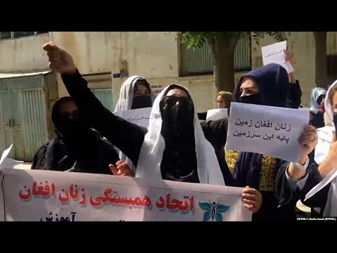 Video: Kampanye hak asasi manusia menyerukan industri bersepeda untuk membantu pengendara wanita yang melarikan diri dari Afghanistan