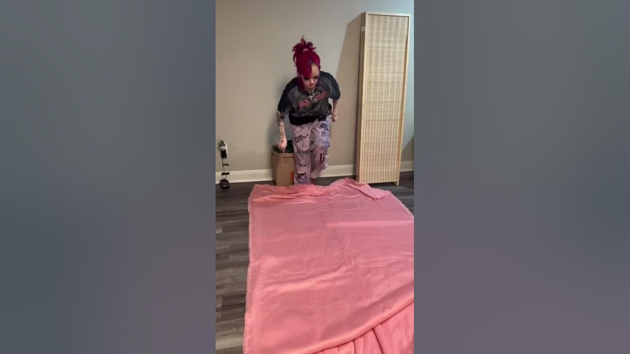 Come customize my new apartment with me!