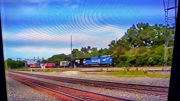July 2005 Berea Ohio - Conrail Quality SD60I & NS Dash 9 - Intermodal