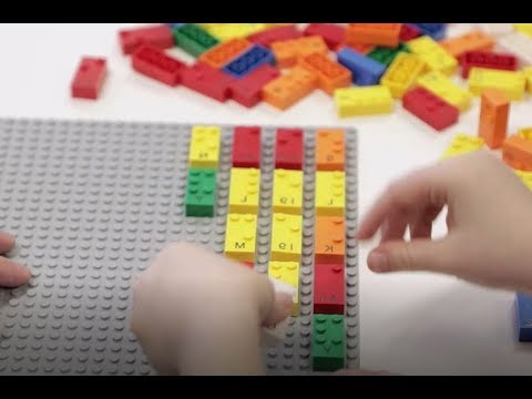 Imparare l'alfabeto Braille giocando: dalla Lego i mattoncini per bimbi non vedenti