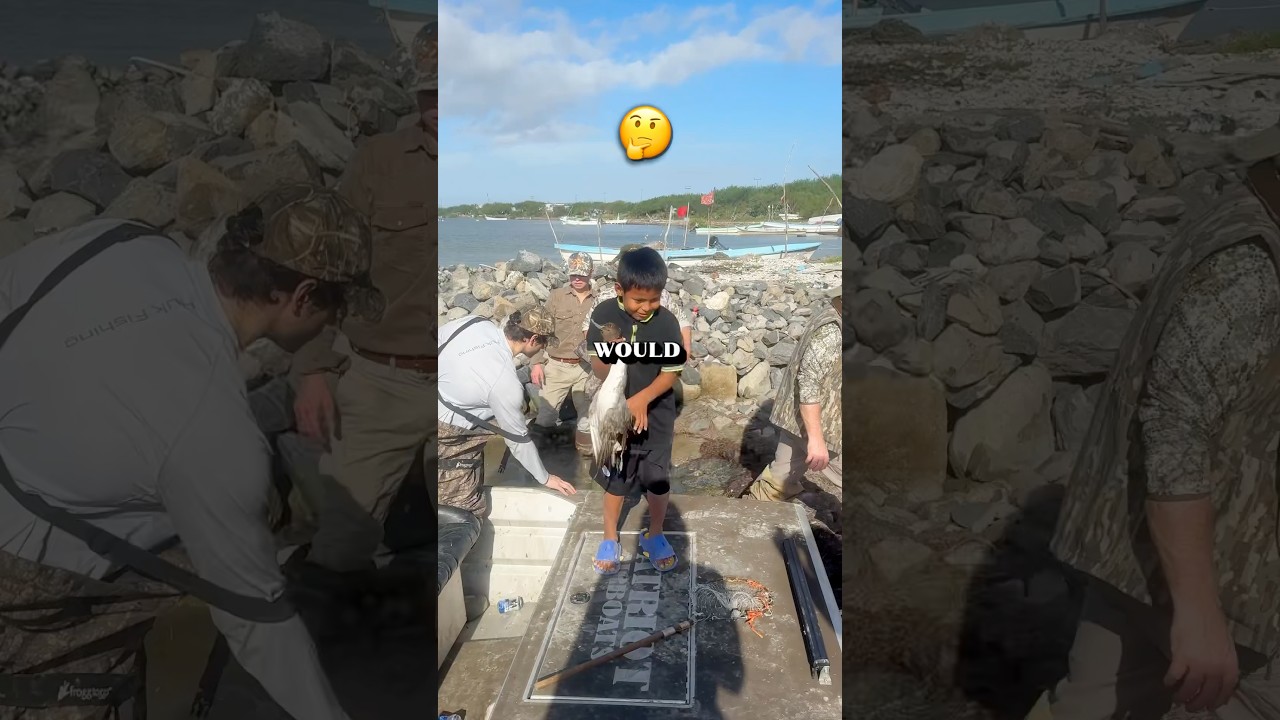 🦆 Giving Ducks To Kids In Mexico #waterfowl #mallard