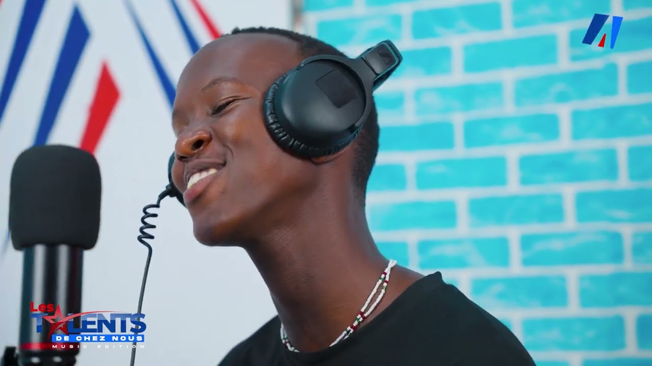 La luna by NIYA Carlo / Les Talents de chez nous