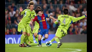 Messi driblando ao som de sweet dreams ...