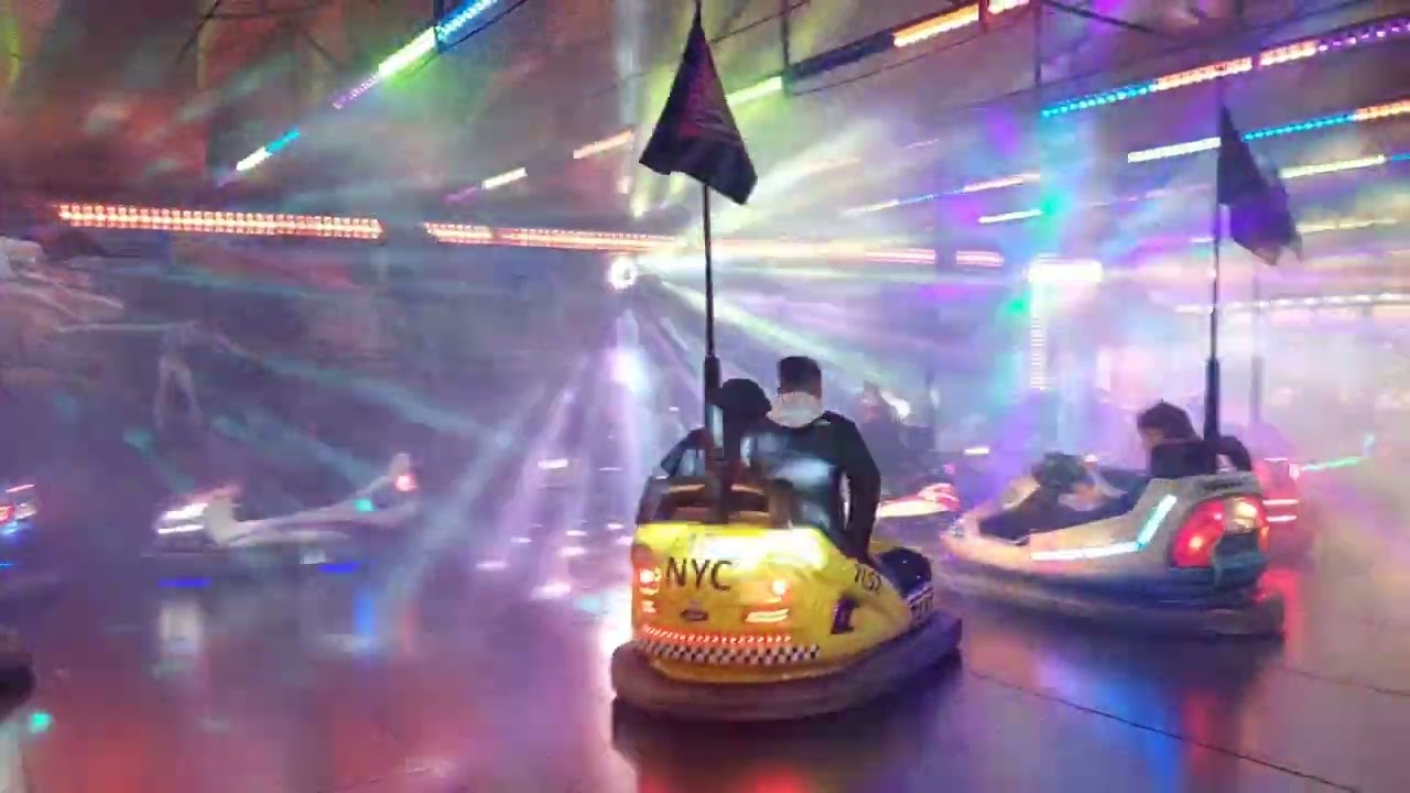 Autoscooter Les Bolides Enjoy (Vercucque) @ foire du carnaval Bailleul (FR) 2023