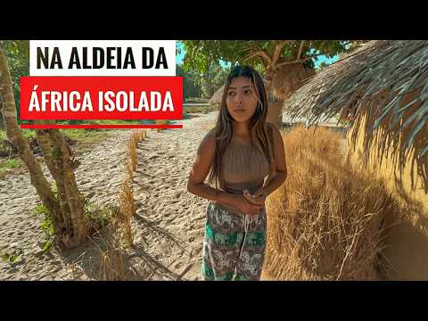 IN A VILLAGE LOCATED IN THE MIDDLE OF THE FOREST IN AFRICA MOZAMBIQUE! 🇲🇿🇧🇷