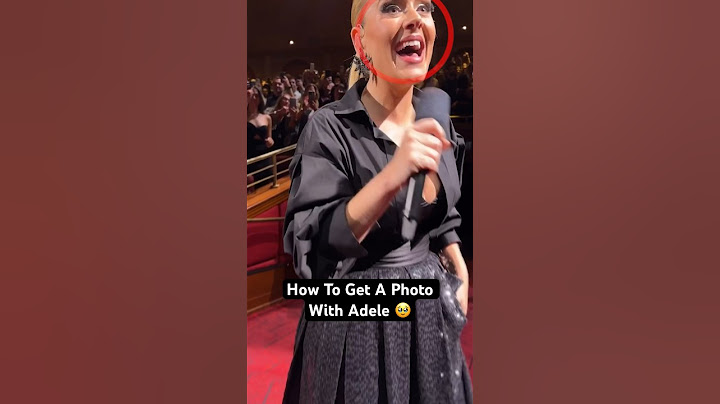 It’s Almost IMPOSSIBLE To Take A Picture With Adele…