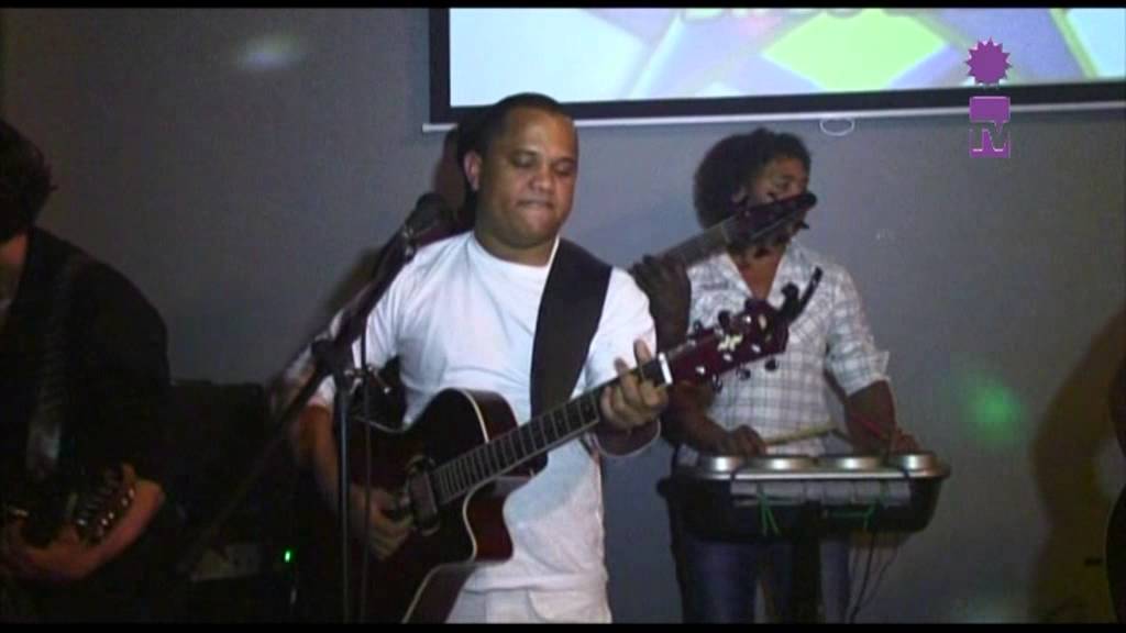 Disco Bar Congas y Tony Vega en concierto en BCN entrevista com lula
