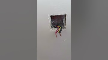 Simple DIY Double Socket Upgrade! #diy #renovation #builder #electrical