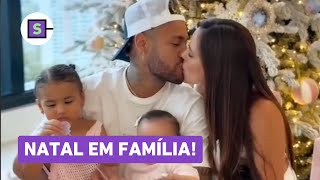 Mavie Brinca Com Papai Neymar E Mamãe Bruna Durante Montagem Da Árvore De Natal Em Casa Veja