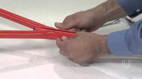 Assembling the Tow Spreader Frame