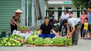 75 Days Living in Nature: Harvesting bananas to sell at the market and buying seeds 🌱 screenshot 3