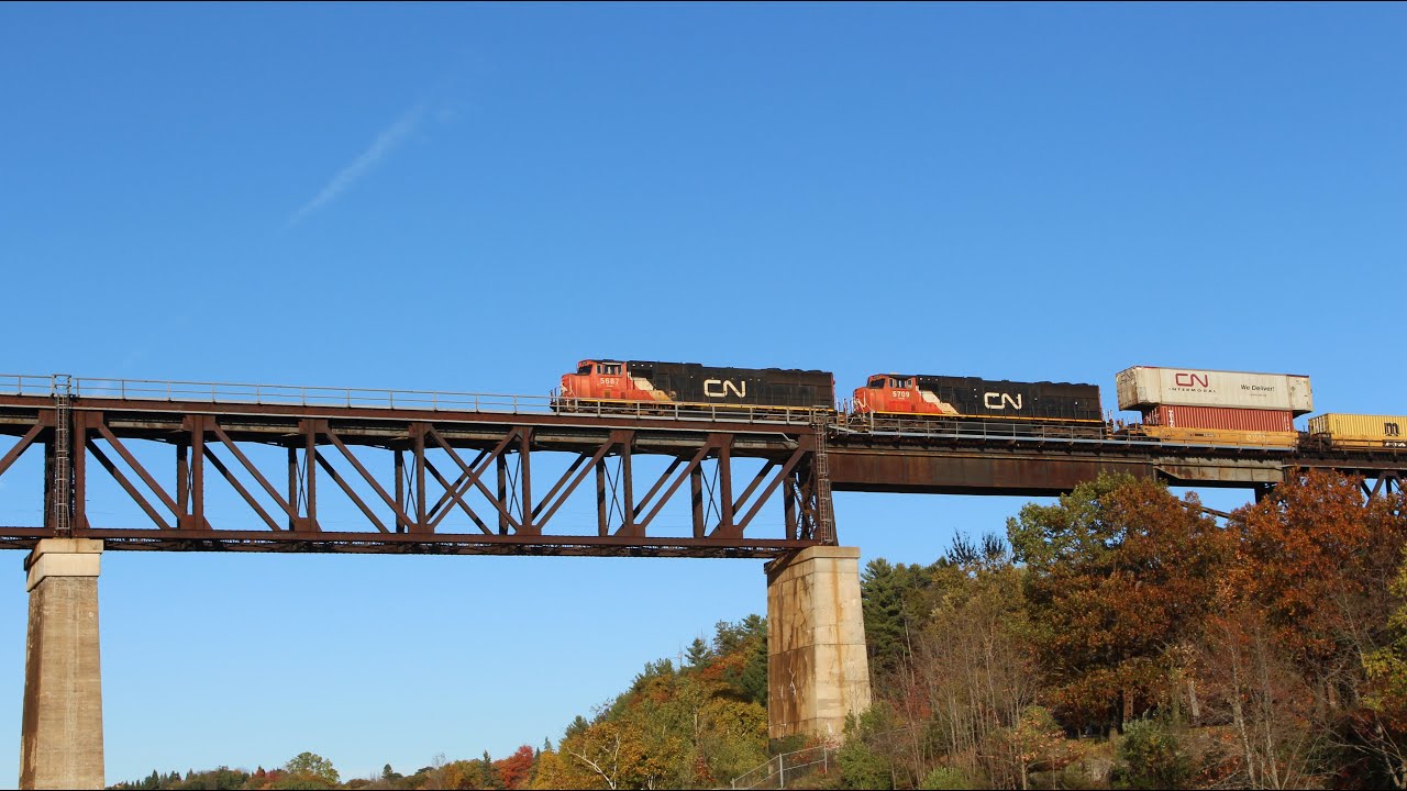 Northern Fall Colours in Parry Sound! October 2025 - YouTube