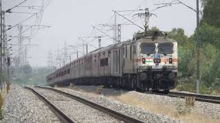 Indian Railways | Lucknow to Yeshwanthpur Express | HWH WAP-7 39111