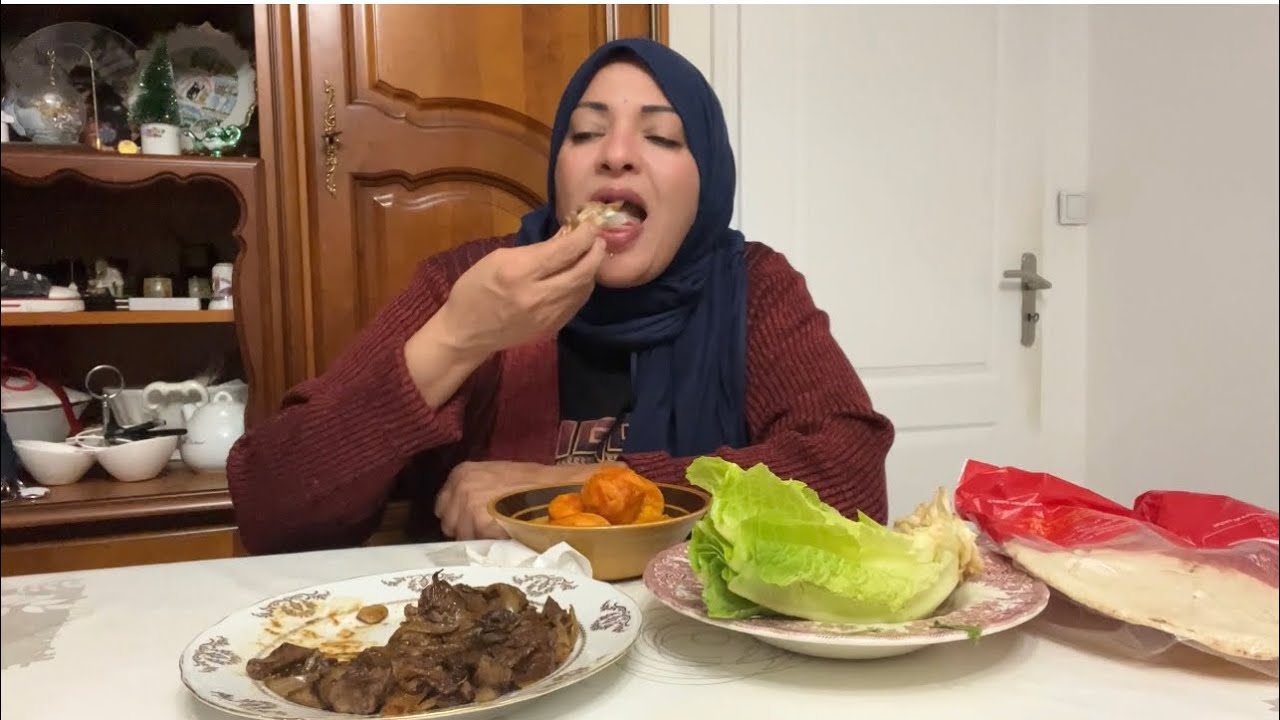 دا واحد مش متربي و محدش عرف يربيه😔جبلنا الكافيه🥹