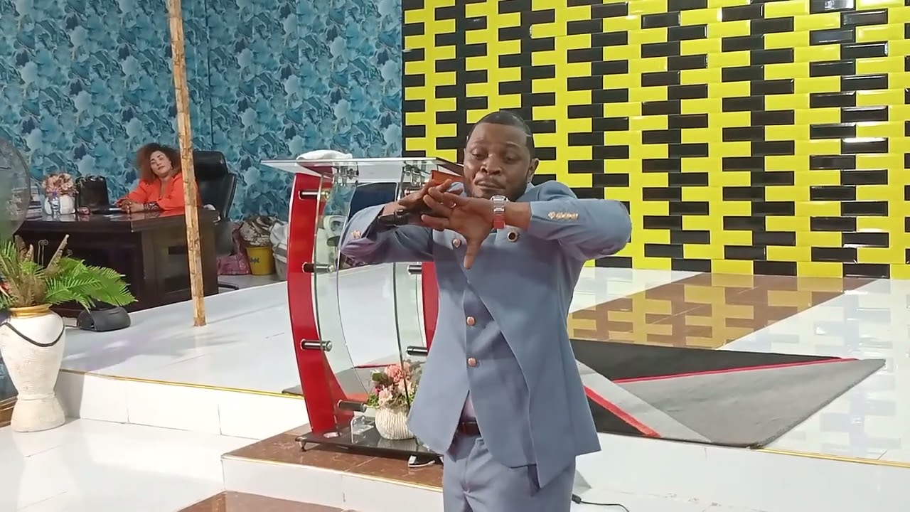 POWERFUL Preaching On "GOD'S Calling" By The POWER and Force Of The Holy Ghost On SUNDAY SERVICE...