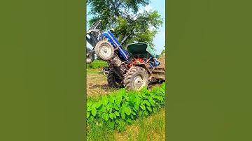 #shorts :- powertrac tractor trolley stuck in mud jcb pushing it#short #shortvideo #ytshorts #yt