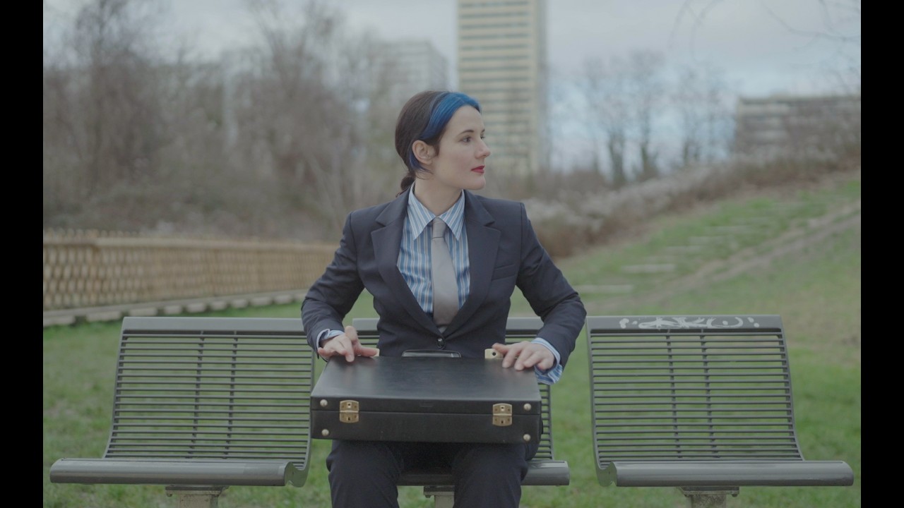 Watch Suzanne Belaubre - Cosmonaute (Clip Officiel) on YouTube Watch Suzanne Belaubre - Cosmonaute (Clip Officiel) on YouTube