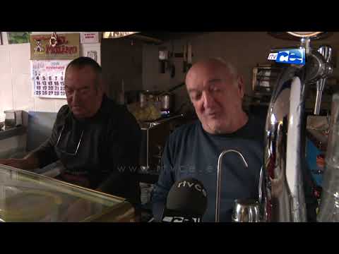 Un fallo en un transformador ha dejado sin luz y sin agua al mercado central