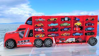 Various Types of Mini Car & Red Tidy-up Trucks｜Storage while listening to the sound of waves
