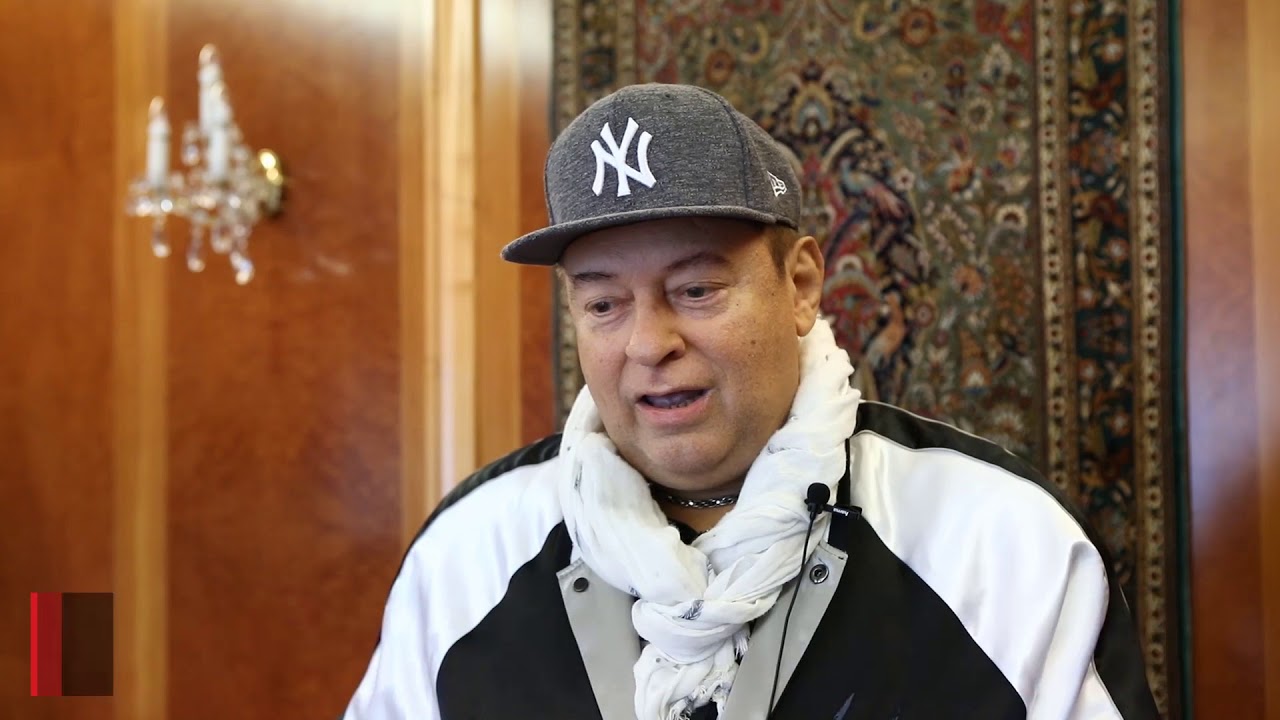 Moderátor Peter Justin Topoľsky podporuje Milana Ftáčnika - YouTube