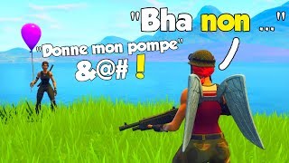 This big rage seriously insults me because I stole his weapon! Fortnite Battle Royale