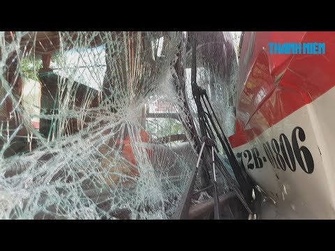 Video Xe khách mất thắng trên đèo Bảo lộc, gần 80 người... - youtube