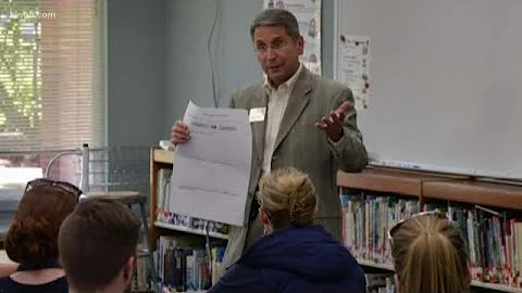 Tahoma school superintendent resigns