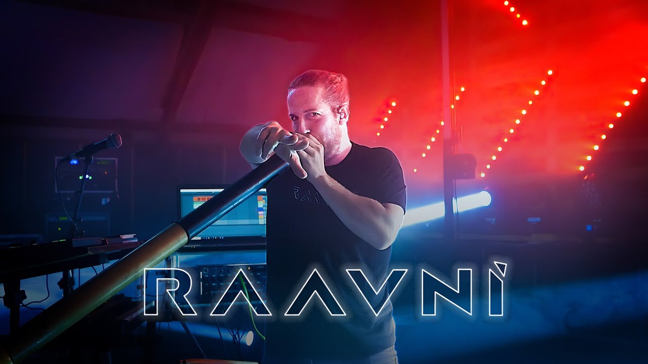 Guarda RAAVNI - Dancing Jungle (official video) su YouTube Guarda RAAVNI - Dancing Jungle (official video) su YouTube