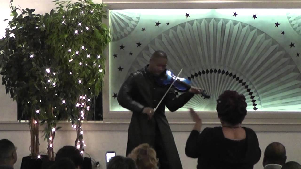 Violinist EricTaylor at Empire Christian Center YouTube