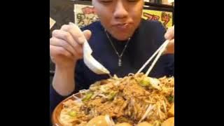 MAKAN BANYAK 7 KG, ABANG TAMPAN LAHAP BANGET.