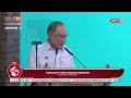 Anwar recites Al-Fatihah for Siti Hasmah during speech at event