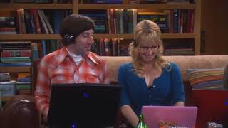 Sheldon se burla de Howard con su app del latigo (Español Latino) screenshot 2