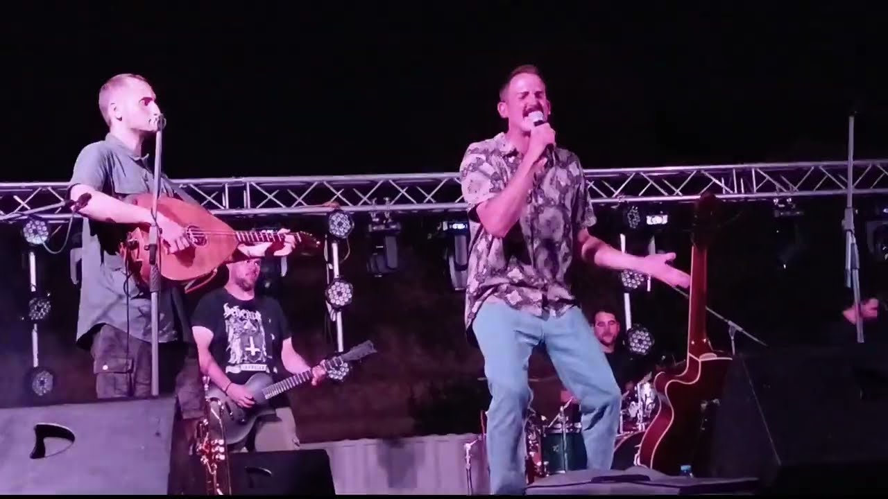 ΚΟΙΝΟΙ ΘΝΗΤΟΙ - Κόντρα στους καιρούς (live)