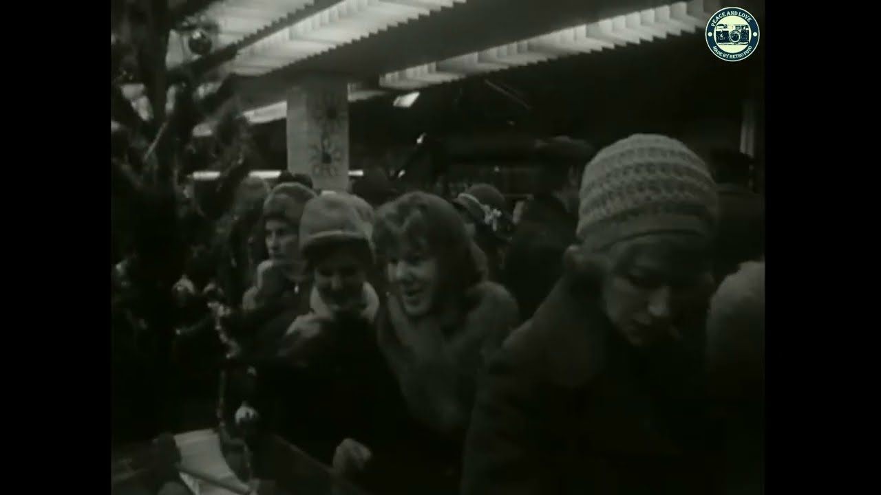 Zakupy przedświąteczne. Niedziela handlowa 1972 rok.