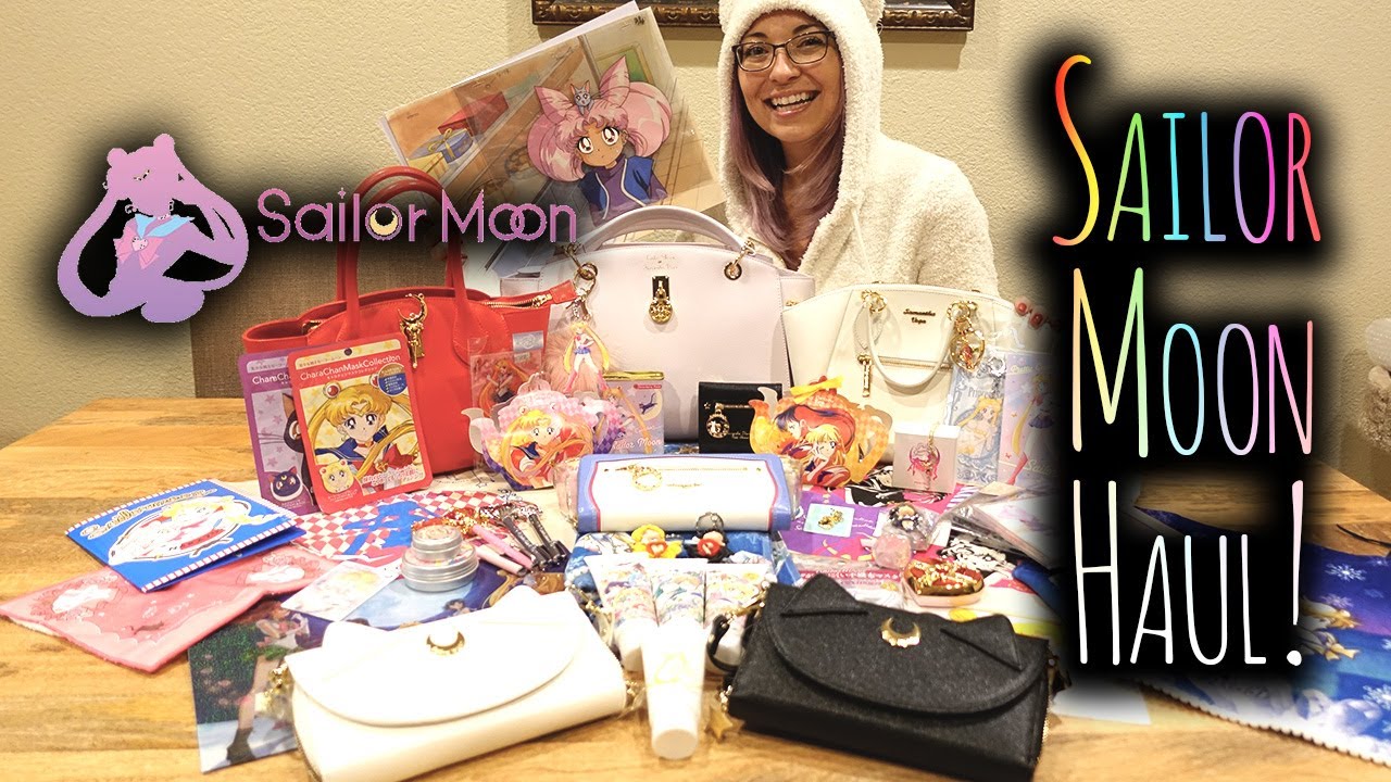 YOU NEED THIS SAILOR MOON STORE HACK + My Haul! - Japan 2017